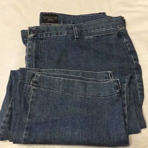 Lee riders stretch size 35 1/3”X33” Capri pants